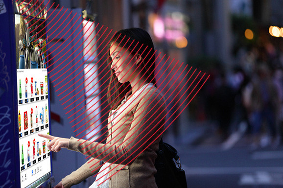 定向揚聲器在數字標牌使用示意圖